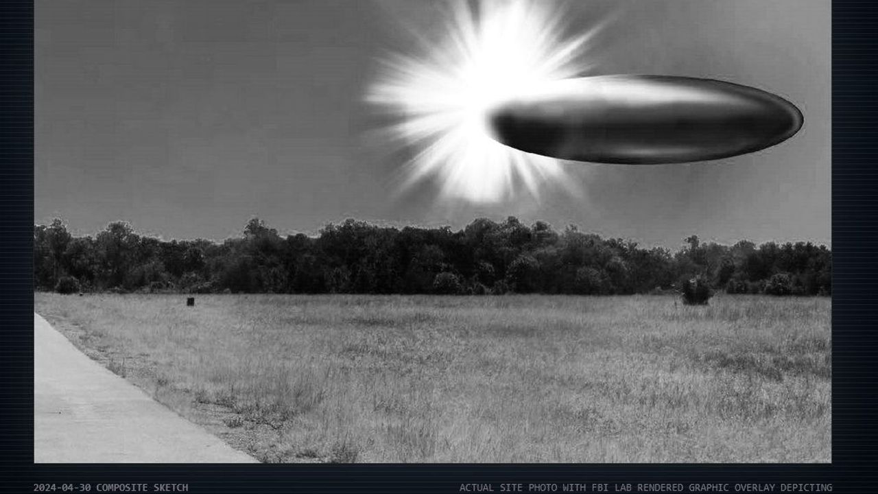 Gökyüzünde Aniden Belirdi 60 metrelik UFO